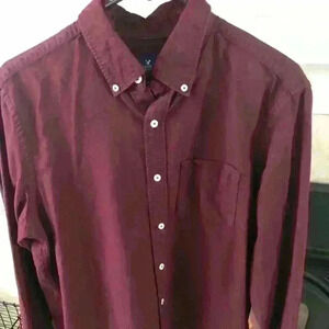 American Eagle men’s button down shirt M